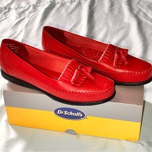 NEW Dr. Scholl’s Red Loafers - Wm’s 7 1/2 M - E23 25 - Moccasins Tassels Cottage